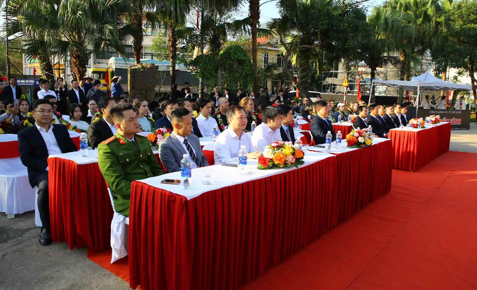 Cac du khach duoc don chao ngay 1.1.2026. Anh: Sang Trung