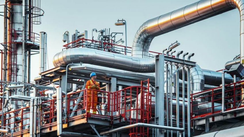 The US temporarily exempts sanctions from the oil refinery owned mostly by Gazprom Russia in Serbia. Photo: Gazprom