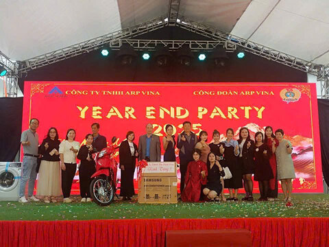 700 union members and workers in Phu Ha Industrial Park celebrate "Tet Sum vay". Photo: Phu Tho Industrial Park Trade Union