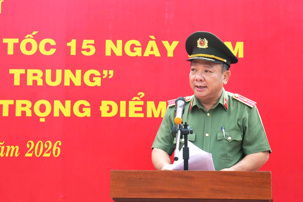 Thieu tuong Le Quang Nhan - Giam doc Cong an tinh Gia Lai - phat bieu. Anh: Cong an