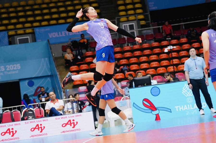 주 공격수 응우옌티우옌은 2026년 초 흥옌 여자 배구팀과 결별하기로 결정했습니다. 사진: 민단