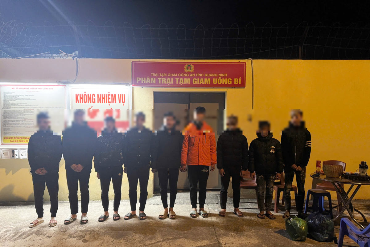 Tạm giữ hình sự 9 thanh thiếu niên về hành vi “Gây rối trật tự công cộng”. Ảnh: Công an Quảng Ninh