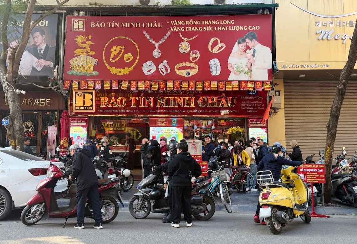 Vang nhan hien la san pham duoc nhieu nguoi ua chuong, san mua. Anh: Phuong Anh 