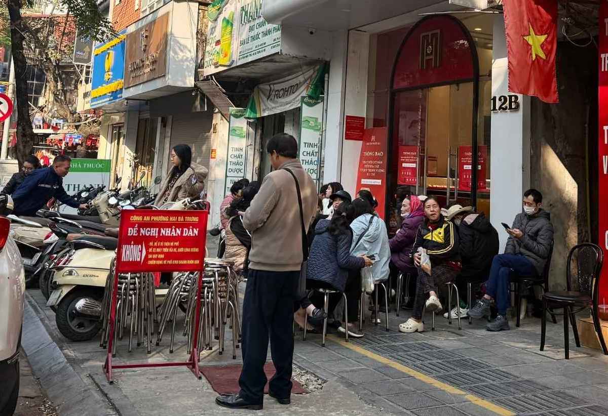 Nhieu nguoi cho biet ca vang mieng va vang nhan tron tron deu kho mua o thoi diem hien tai. Anh: Phuong Anh 