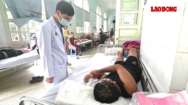 Firecracker explosion causes a child hospitalized with degree II-III burns. Photo: BVCC