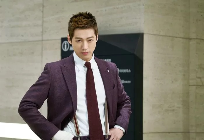 Nam Goong Min trong “Sep Kim dai tai“. Anh: Nha san xuat