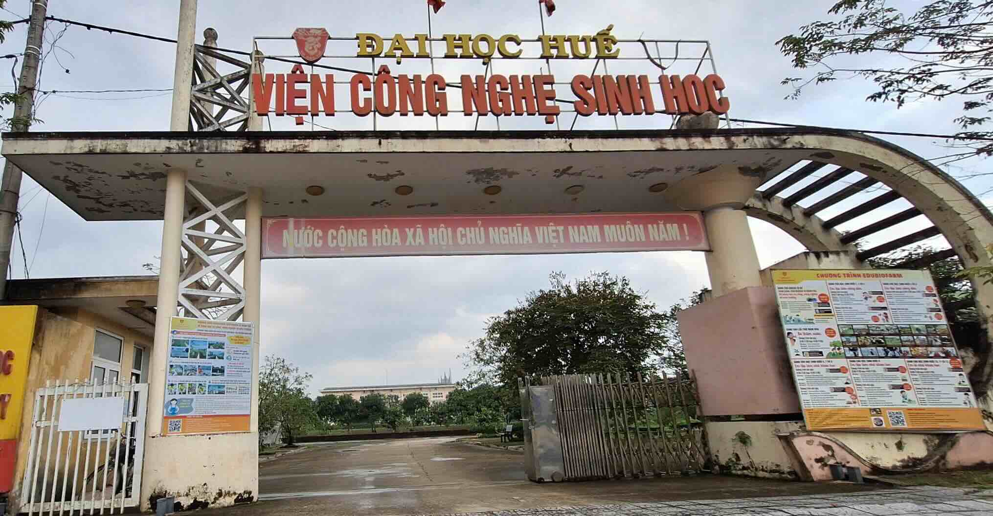 Institute of Biotechnology, Hue University. Photo: Phuc Dat.
