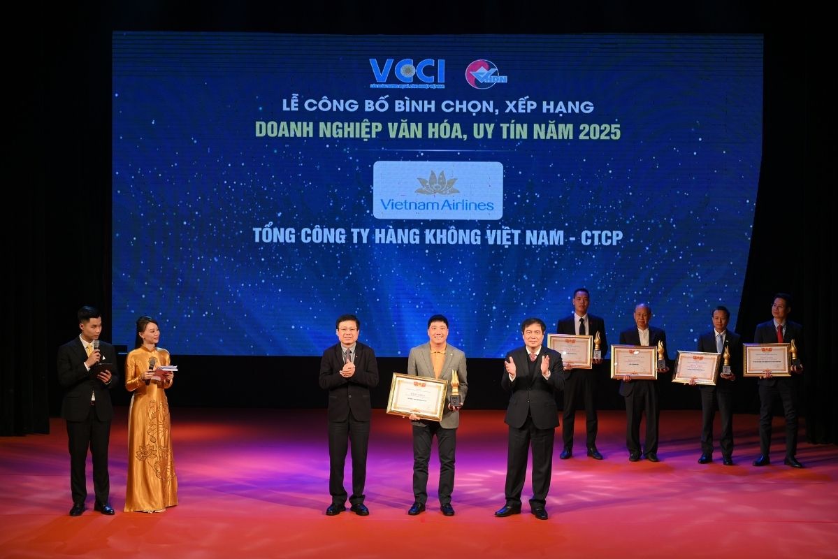 68社が「2025年文化・信頼企業」発表式典で表彰され、文化を競争優位性としました。写真:BTC