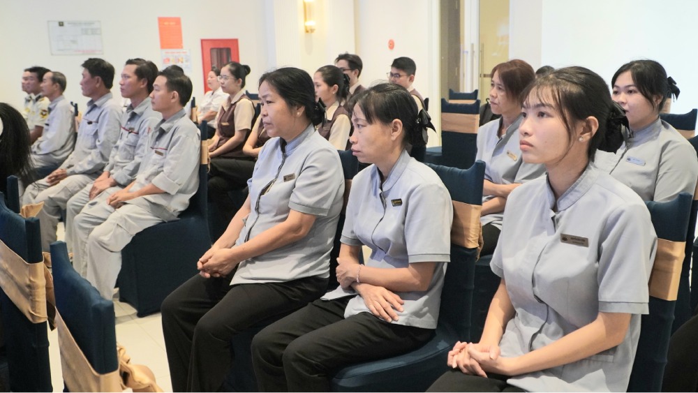 Doan vien cua CDCS chi nhanh Cong ty. Anh: Nguyen Anh