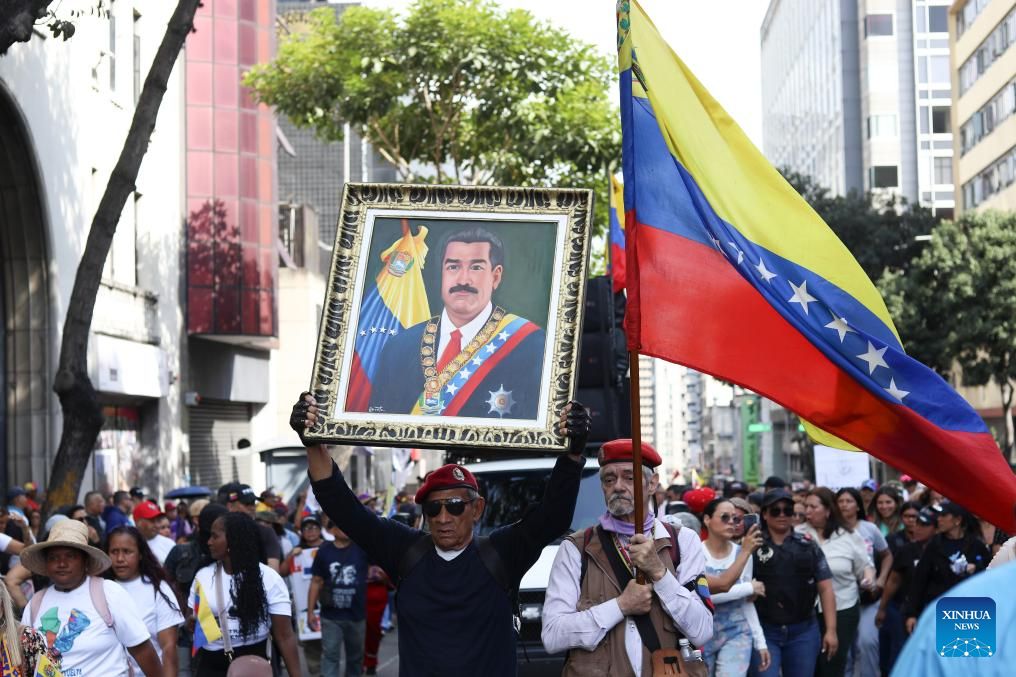 People attend a rally in support of President Nicolas Maduro in Caracas, Venezuela, January 6, 2026. Photo: Xinhua