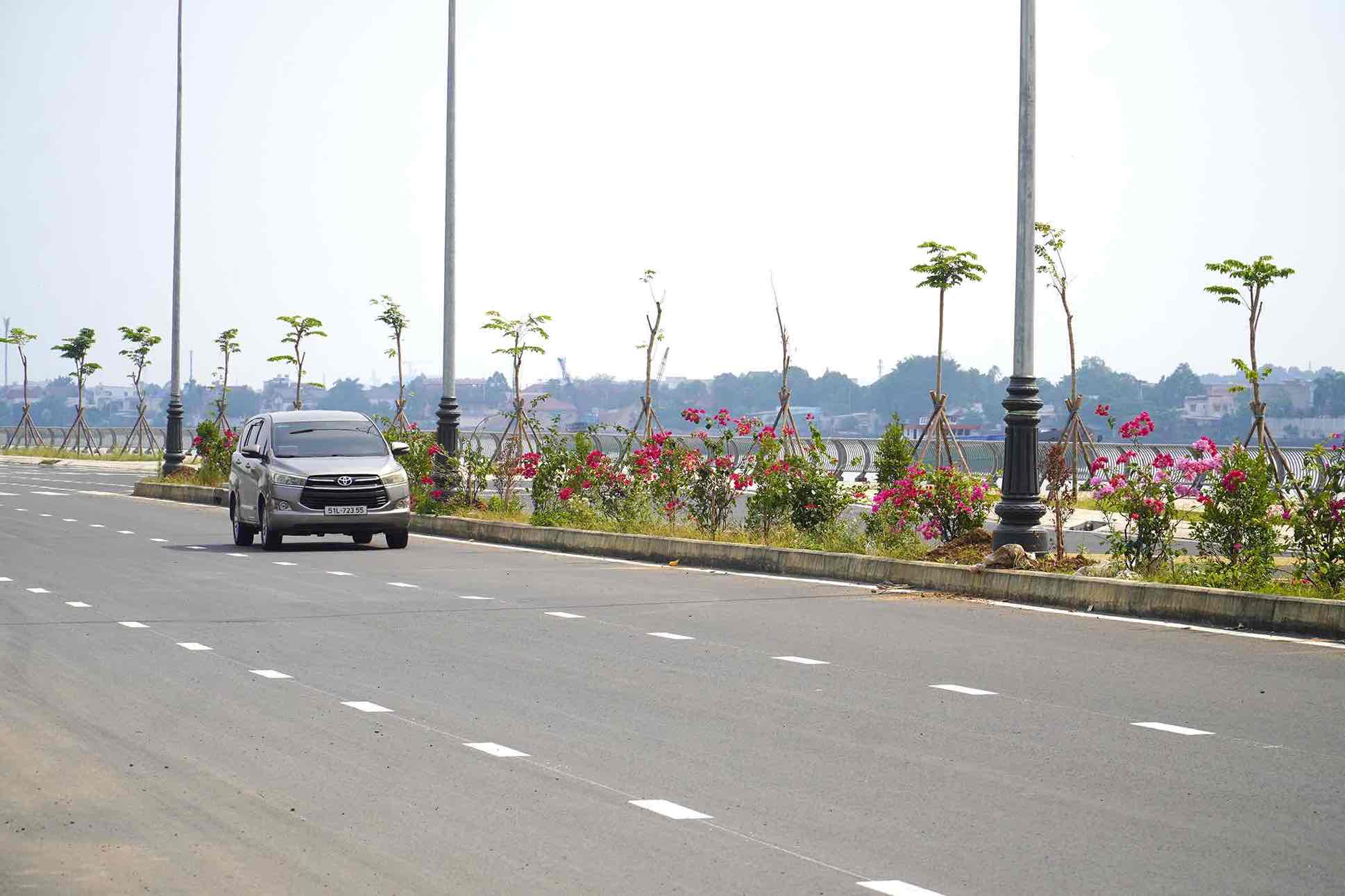 Du an duong ven song Dong Nai. Anh: HAC