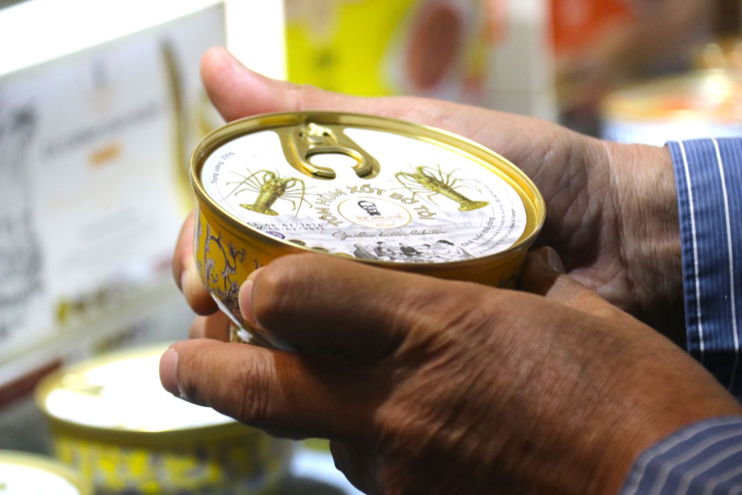 Mon tom hum sot bo toi tien loi mang den trai nghiem am thuc cao cap noi tieng cua Khanh Hoa. Anh: Phuong Linh