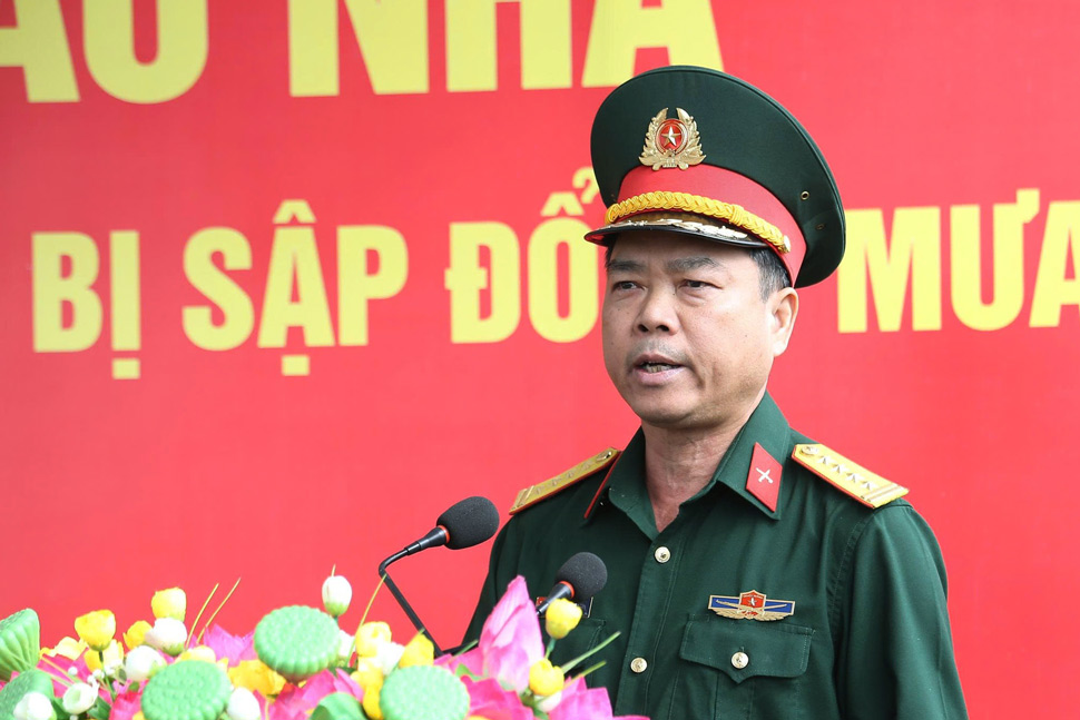 Dai ta Ho Anh Tuan - Pho Chu nhiem Chinh tri Quan khu 5 thong tin ket qua trien khai chien dich. Anh: Hoai Phuong