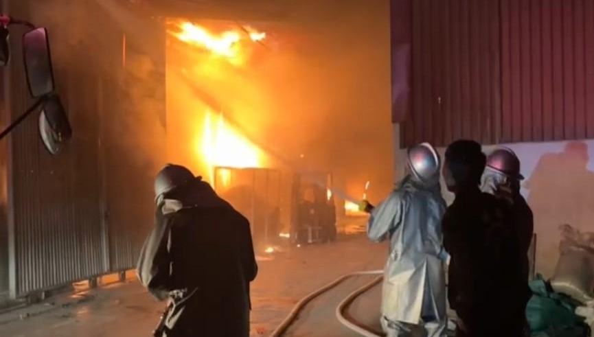 Fire scene. Photo: Tien Thanh