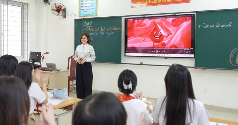 Proposing to separate digital competency requirements for teachers by grade