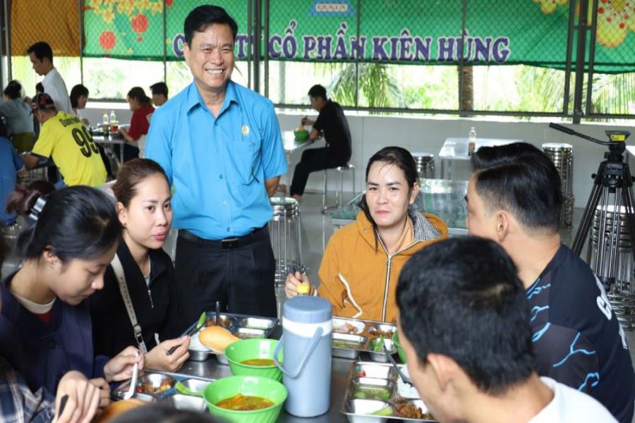 The Trade Union practically cares for the lives of union members and workers. Photo: An Giang Labor Federation
