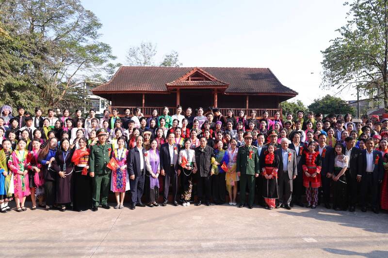 Thu tuong Pham Minh Chinh cung cac dai bieu du le khoi cong. Anh: Thai Nguyen GOP