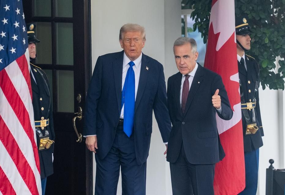 Tong thong My Donald Trump don Thu tuong Canada Mark Carney tai Nha Trang ngay 7.10.2025. Anh: Xinhua