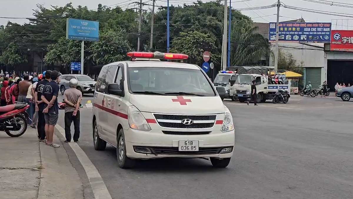 Scene of the accident in Ho Chi Minh City that killed a woman. Photo: Dinh Trong