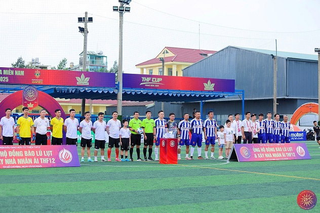 Tran dau thien nguyen gay quy duoc so tien hon 130 trieu dong de xay dung cac nha nhan ai cho cac ho gia dinh hoan canh kho khan, neo don tai tinh Thanh Hoa. Anh: D.T