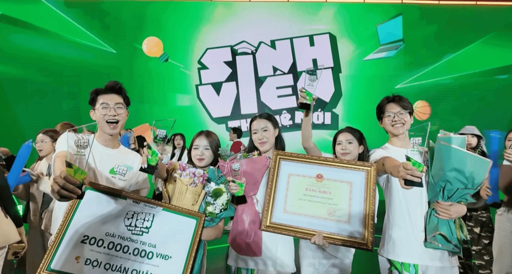 HSB team excellently won the championship cup of the "New Generation Student 2025" program. Photo: VTV
