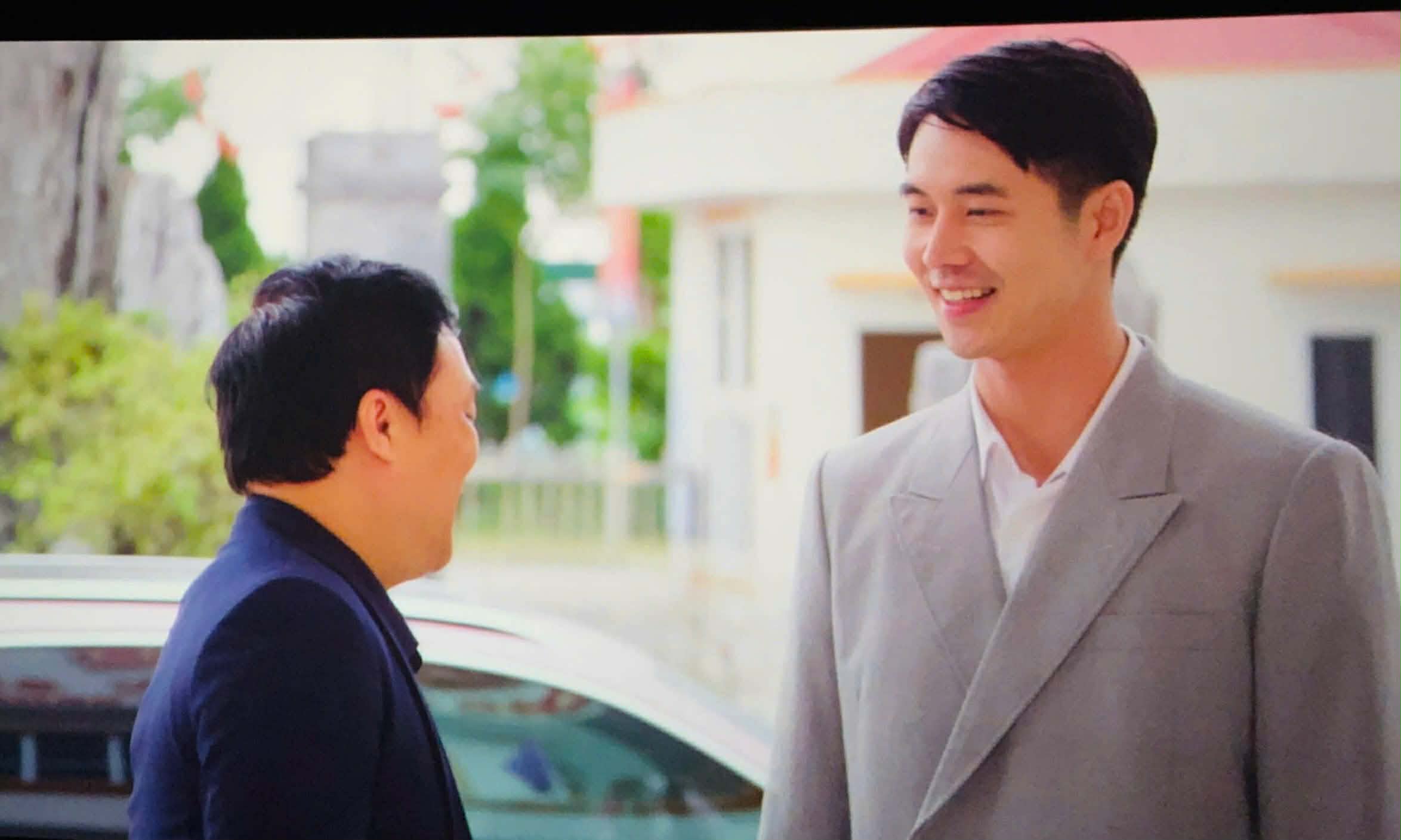 Theo dao dien Mai Long, “Buong 2” gui gam thong diep rang, “Buong khong phai buong nguoi minh yeu, ma la buong tham, buong danh va buong cai toi de giu lai phan nguoi sang trong”.