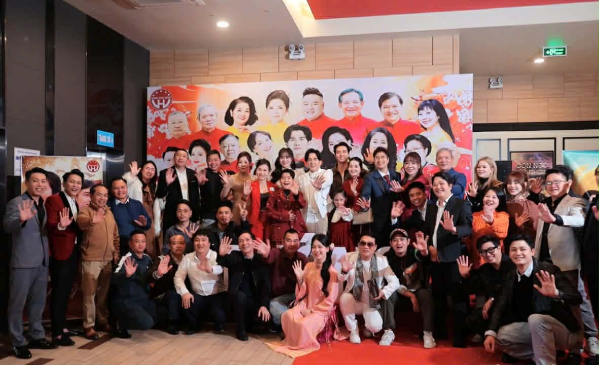 The film crew of "Buong 2" at the premiere and audience meeting. Photo: Organizing Committee