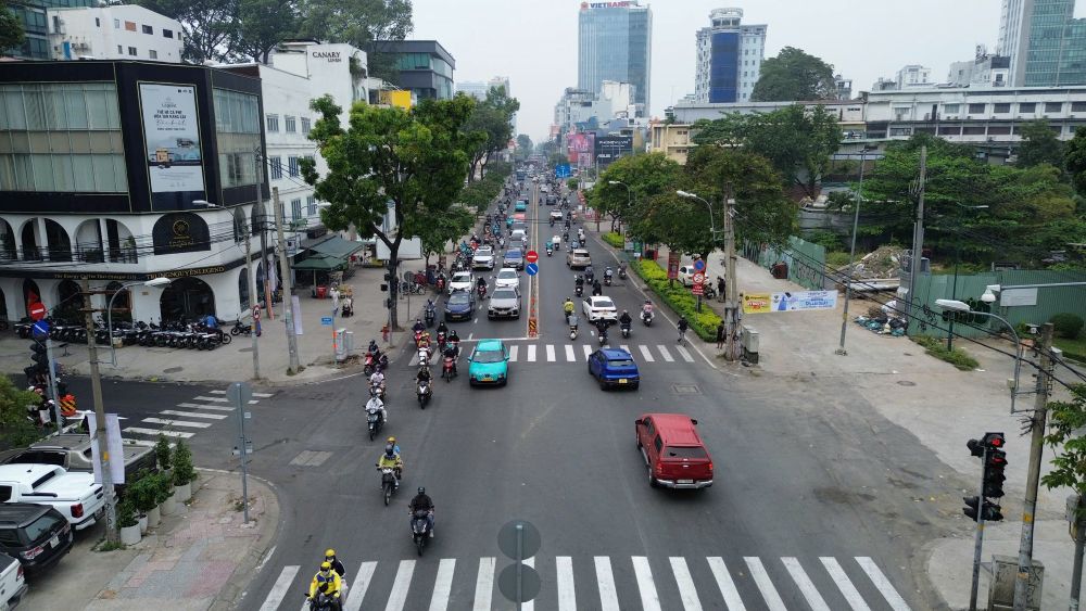 Cong tac giai phong mat bang doc truc duong Cach Mang Thang Tam da hoan tat 100%, tao khong gian thong thoang cho du an Metro so 2. Ảnh: Anh Tu