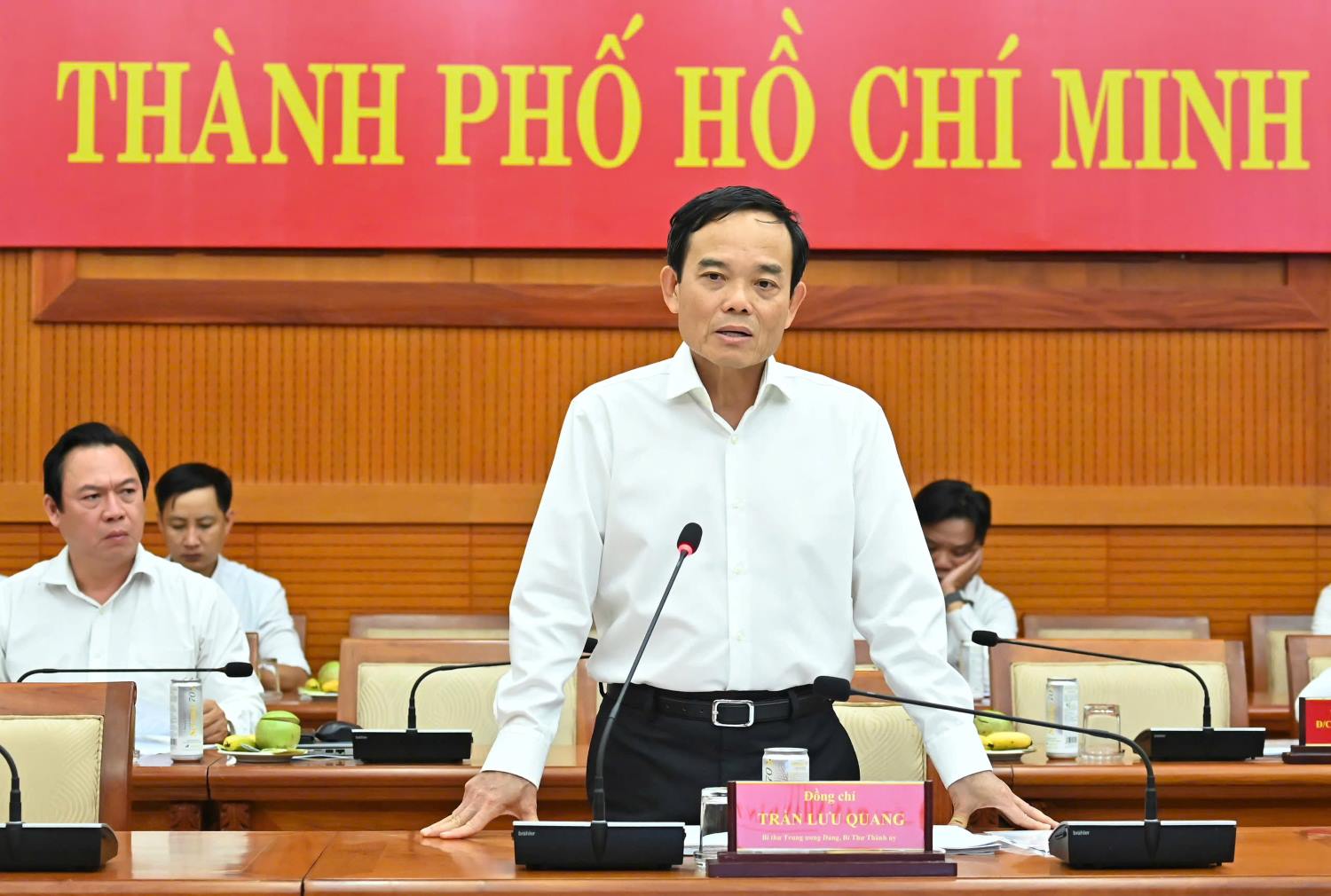 Bi thu Thanh uy TPHCM Tran Luu Quang phat bieu tai buoi lam viec. Anh: Viet Dung