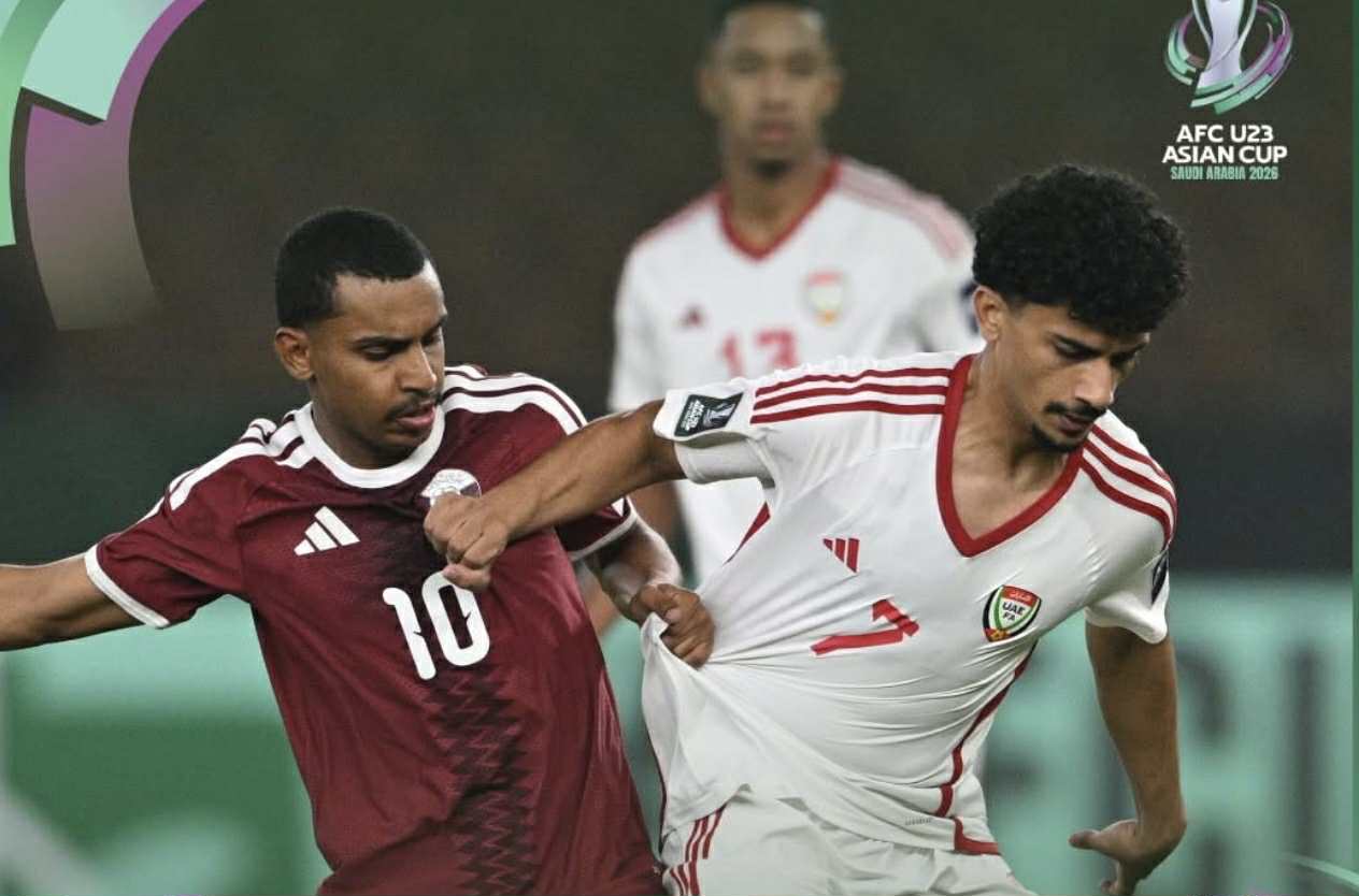 U23 UAE (trang) nam loi the lon trong viec gianh ve vao tu ket, doi dau voi U23 Viet Nam. Anh: AFC