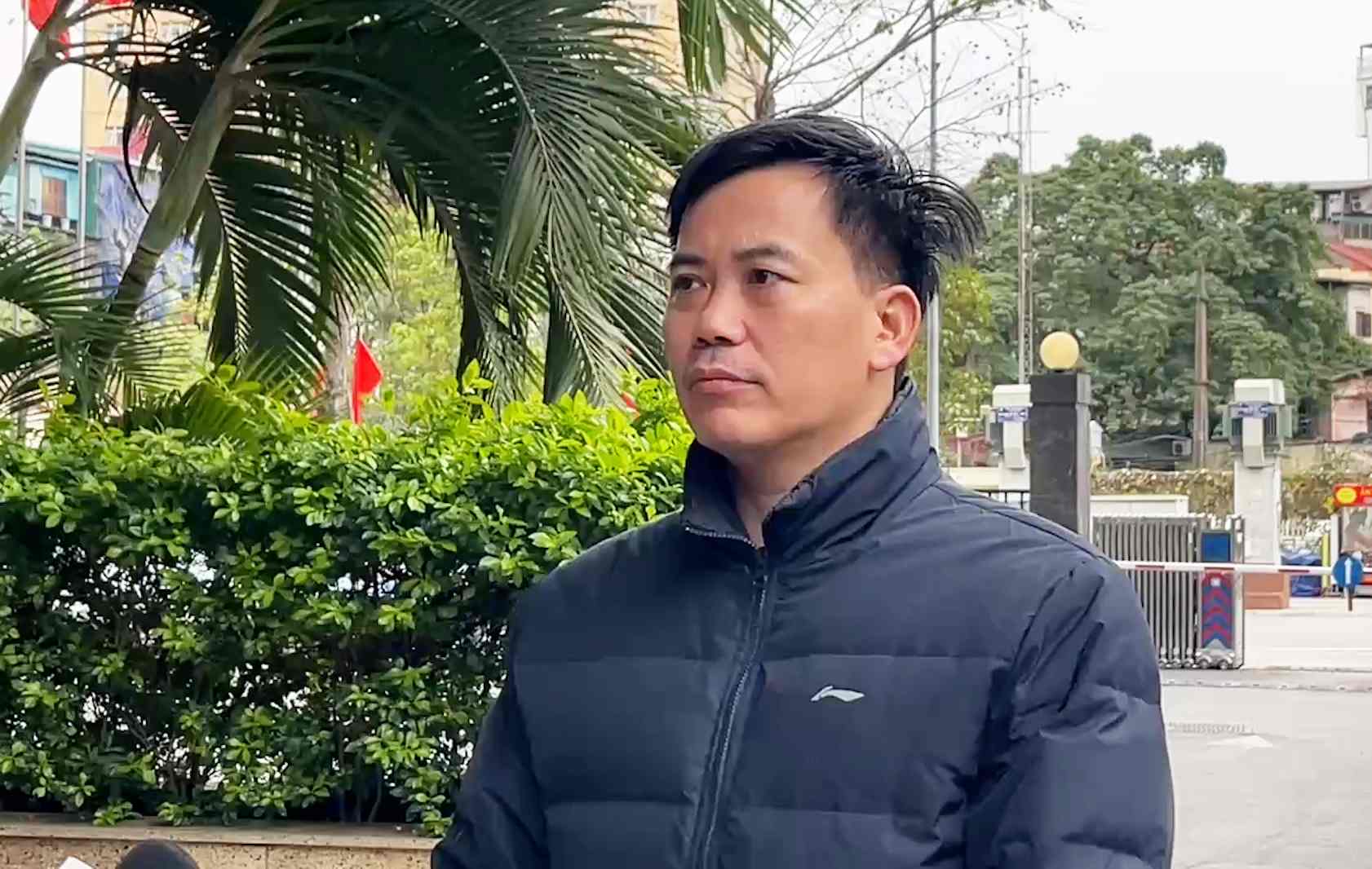 Ong Nguyen Van Huong cho biet, nen nhiet mua dong nam nay co xu huong cao hon trung binh. Anh: An An