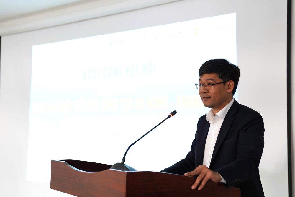 Ong Le Son Phong - Pho Giam doc So Khoa hoc va Cong nghe thanh pho Da Nang phat bieu tai chuong trinh. Anh: Tran Thi