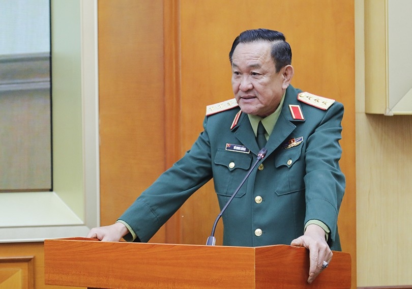 Senior Lieutenant General Vo Minh Luong requested to pay attention to inspection, examination, and audit of investment in procurement of materials, weapons and equipment using large budgets, areas prone to negativity. Photo: Ministry of National Defense
