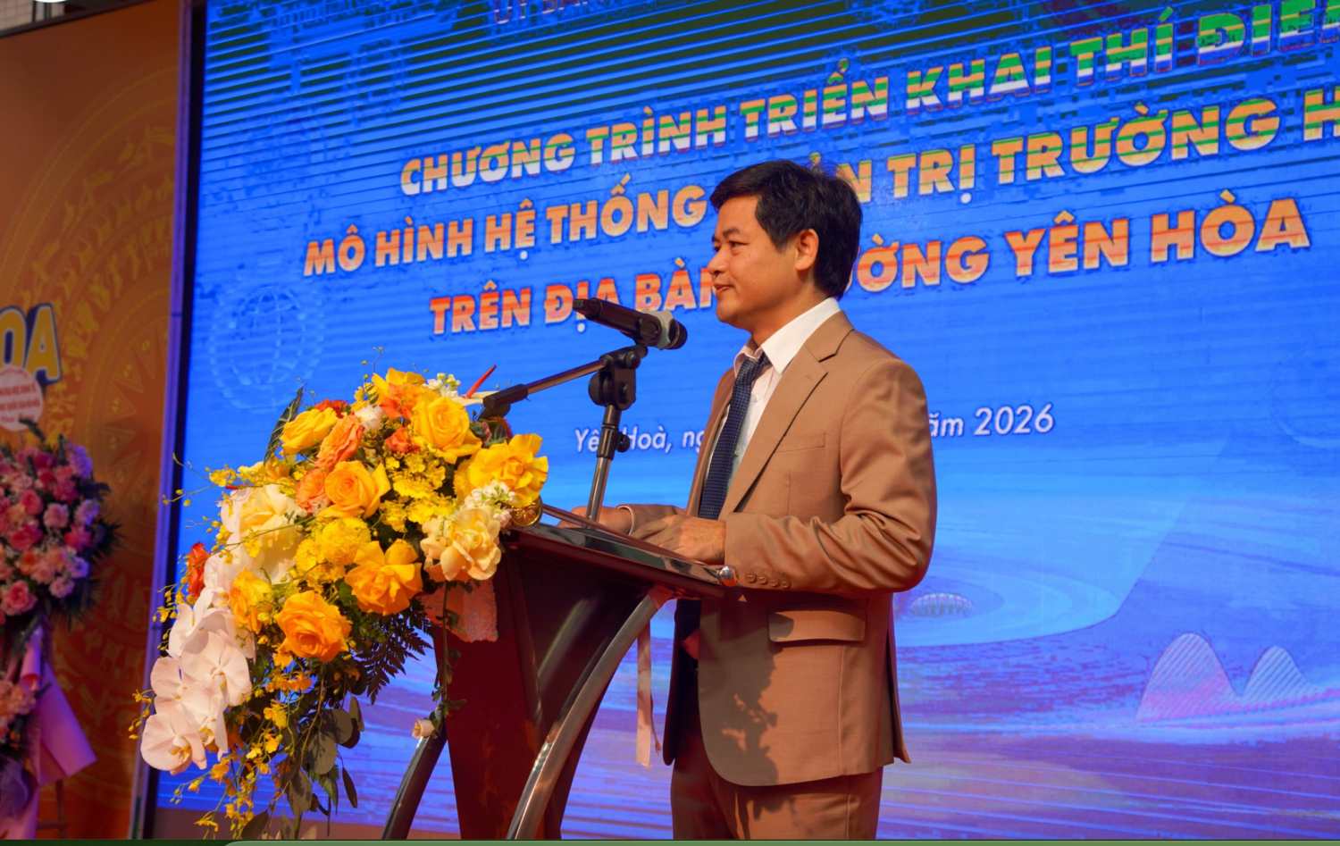 Ong Luu Van Thong – Hieu truong Truong THCS Cau Giay phat bieu tai ngay hoi. Anh: Cau Giay