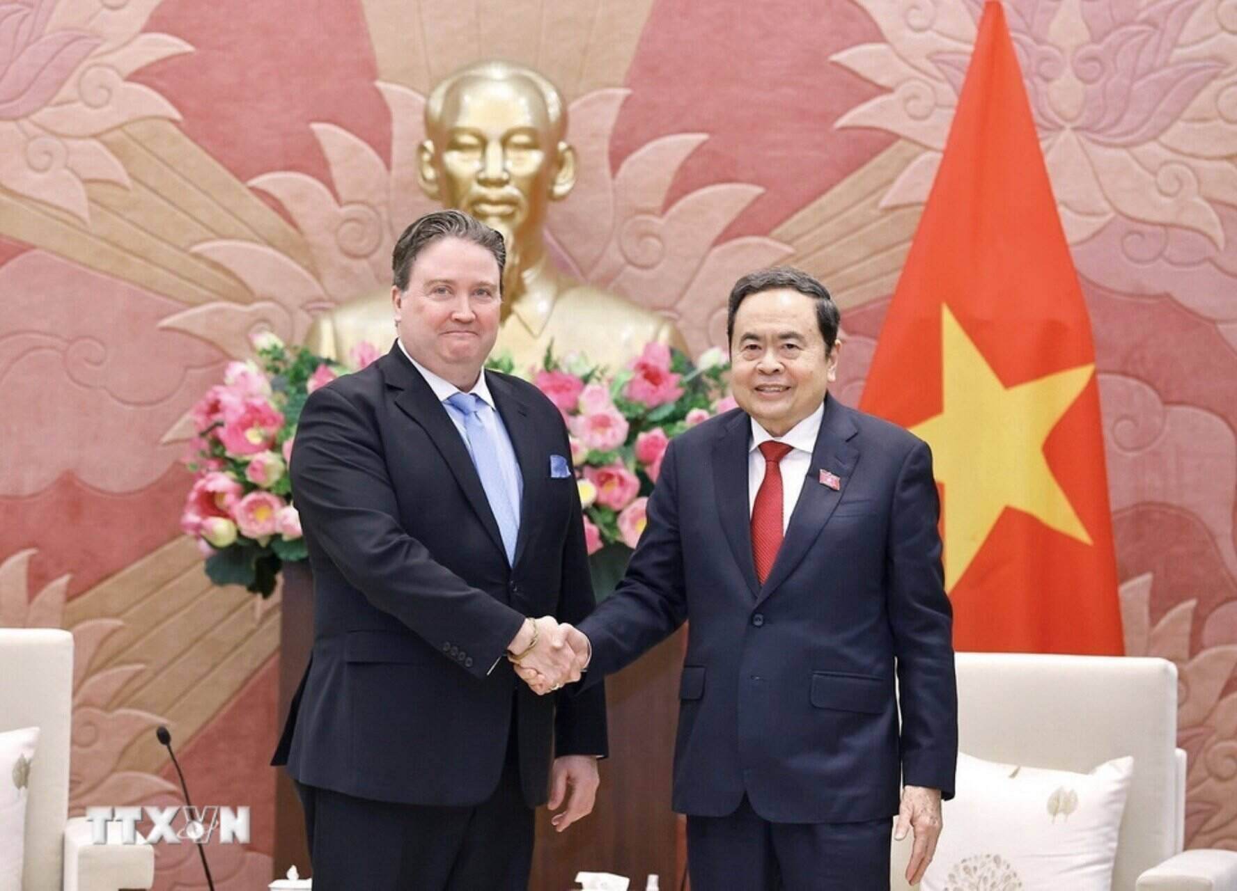 Politburo member, National Assembly Chairman Tran Thanh Man receives US Ambassador Marc Knapper. Photo: VNA