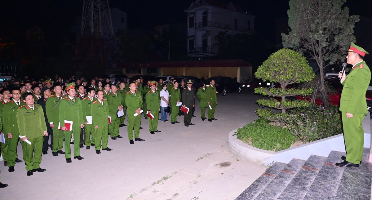 The city police directed task forces to deploy general drug inspection and testing for workers working concentrated in projects and industrial parks. Photo: Hai Phong City Police