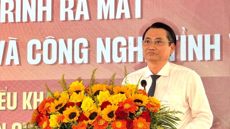 Pho Chu tich UBND tinh Vinh Long Nguyen Quynh Thien phat bieu tai le ra mat Khong gian Thuong hieu va Cong nghe. Anh: Hoang Loc