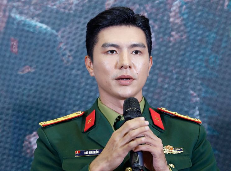 Steven Nguyen plays Lieutenant Colonel Dao Minh Kien - a soldier in peacetime. Photo: Minh Trang