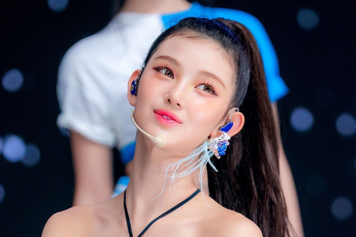 Female idol Danielle. Photo: Lotte