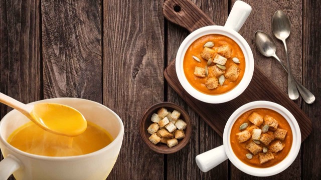 カボチャのスープは、マグネシウムが豊富で、より良い睡眠に役立ちます。グラフィック写真:フオン・ソン
