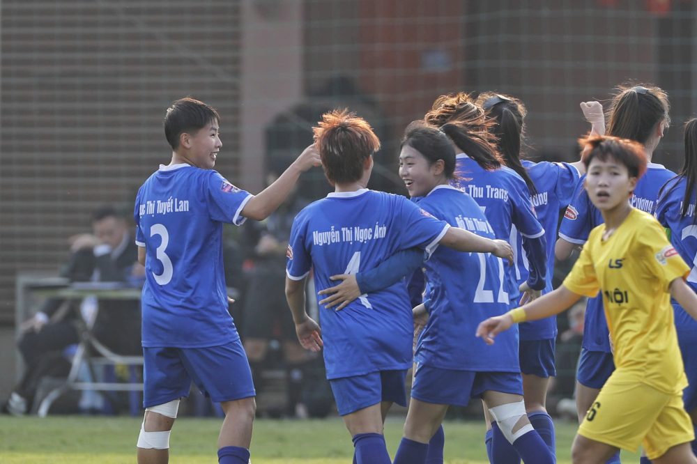 Thai Nguyen T&T U19 women's team defeated Hanoi U19 women's team in the 3rd round of the National U19 Women's Football Championship - Acecook Cup 2026. Photo: VFF