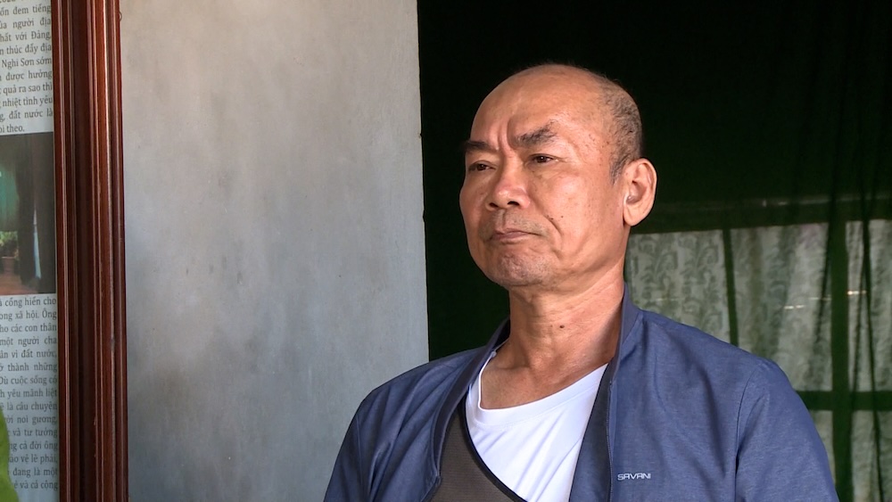 El sujeto Le Minh Vu publico muchos contenidos que infringen los intereses del Estado. Foto: Policia de la provincia de Thanh Hoa