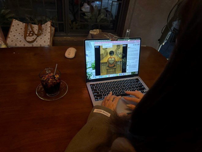 When a wife is the economic pillar of the family, it puts pressure on many men. Photo: Khanh Linh