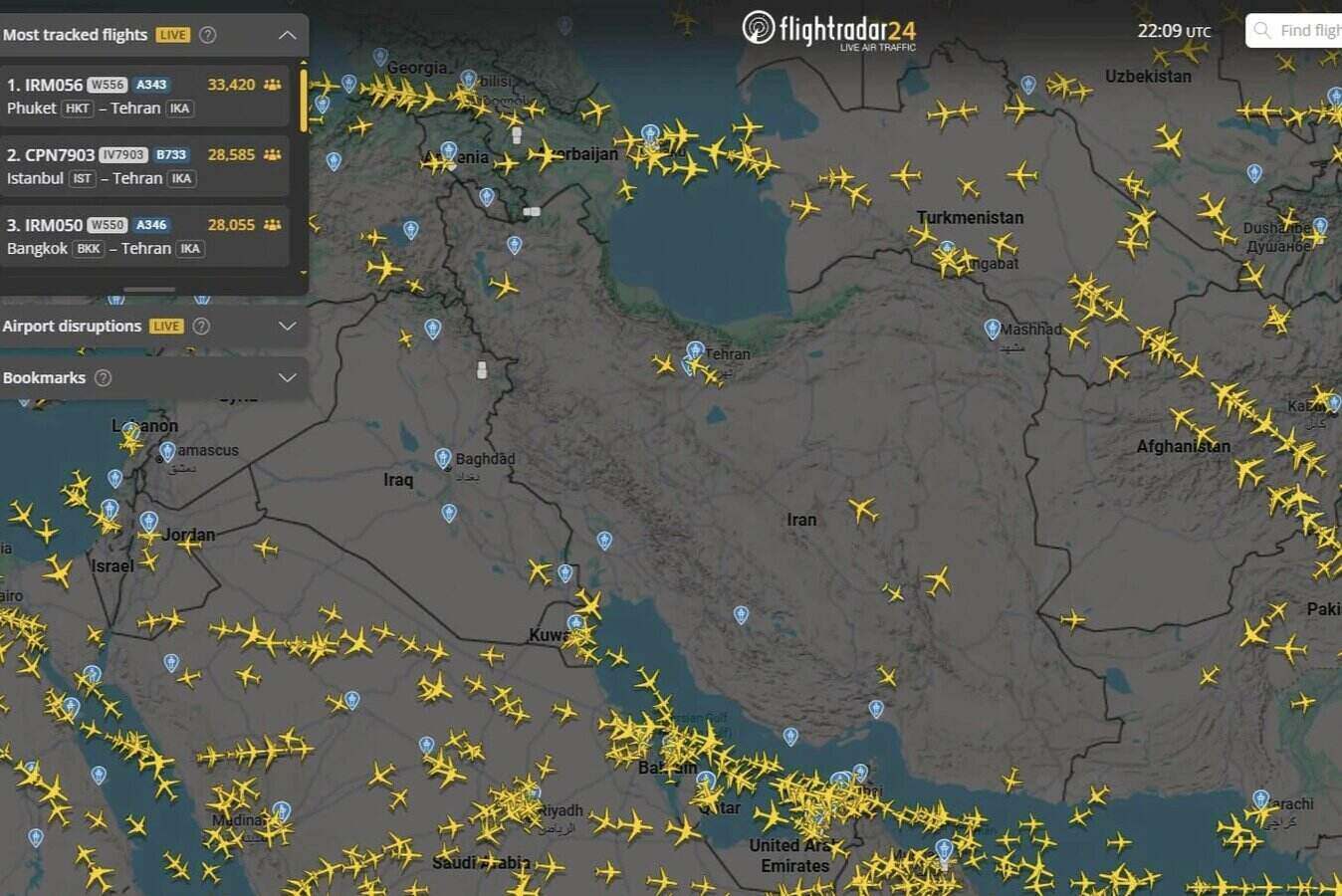  Hang khong the gioi ne khong phan Iran. Anh: Flightradar24