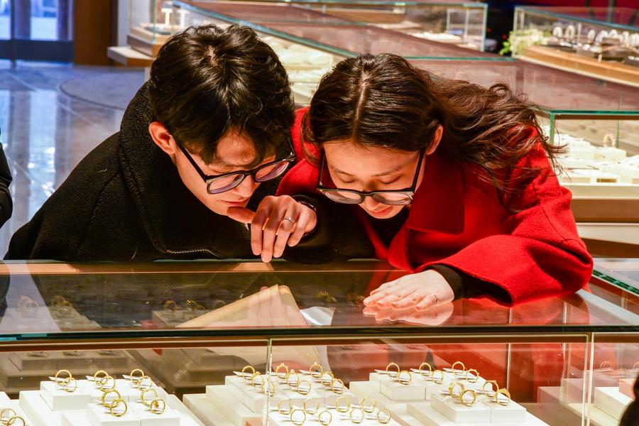 World gold prices have increased by about 6.5% since the beginning of 2026. Photo: Xinhua