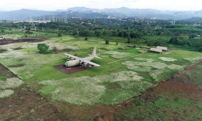 Di tich San bay Ta Con o xa Khe Sanh. Anh: Nguyen Bon