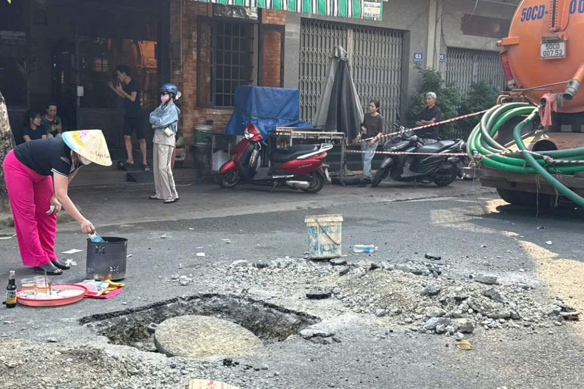 Scene where 2 workers were injured. Photo: Thanh Phong