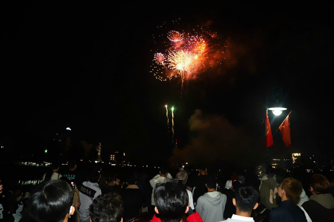 Phao hoa Tet Nguyen dan nam 2025 tai Lam Dong. Anh: Phuc Khanh 