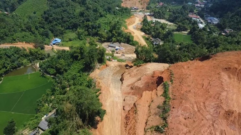 Du an cao toc Cho Moi - Bac Kan co tong muc dau tu gan 5.800 ti dong. Anh: Viet Bac