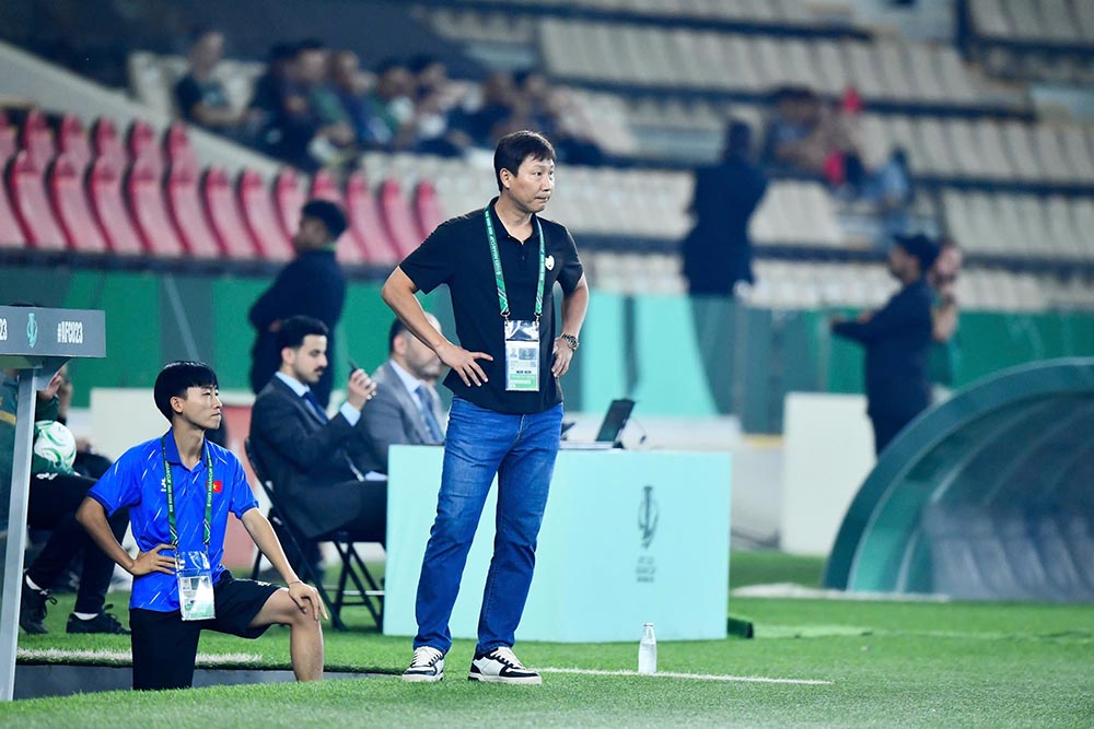 Huan luyen vien Kim Sang-sik danh gia cao U23 UAE. Anh: AFC